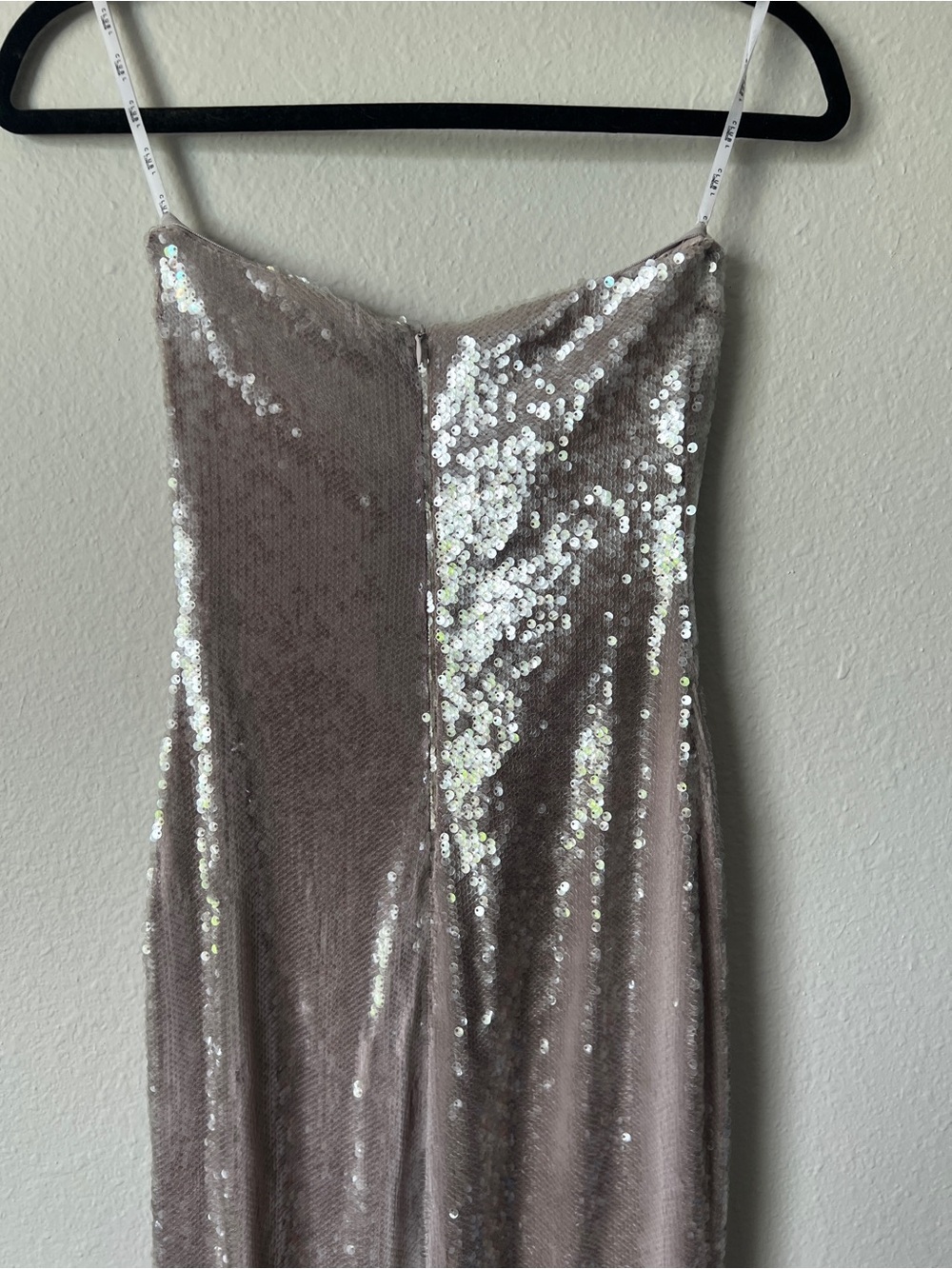 Club L London MOONSTONE
Lilac Sequin Bandeau Maxi Dress - Picture 4 of 7